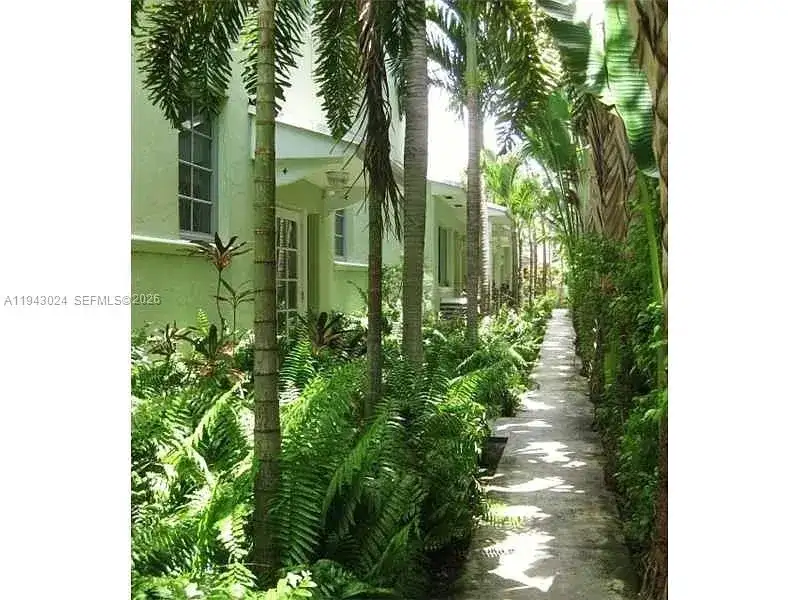 1561 Lenox Ave # 6, Miami Beach FL 33139 photo 3