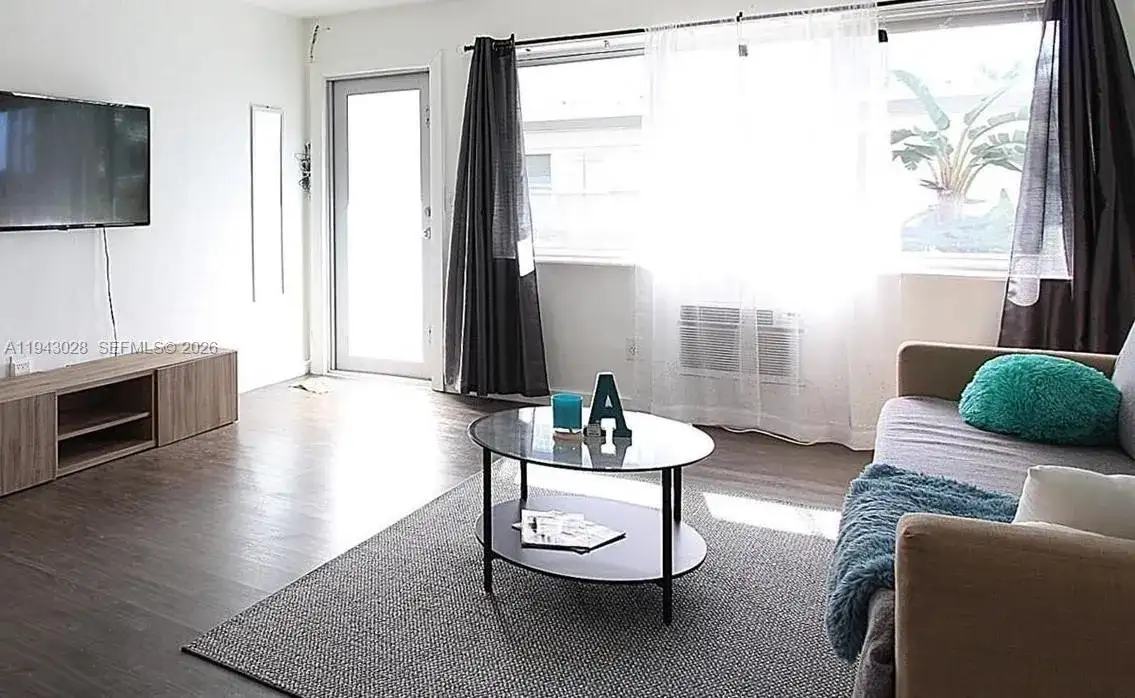 2250 Bay Dr # 3, Miami Beach FL 33141 photo 2