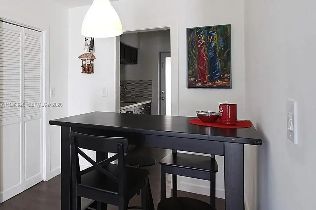 2250 Bay Dr # 3, Miami Beach FL 33141 photo 4