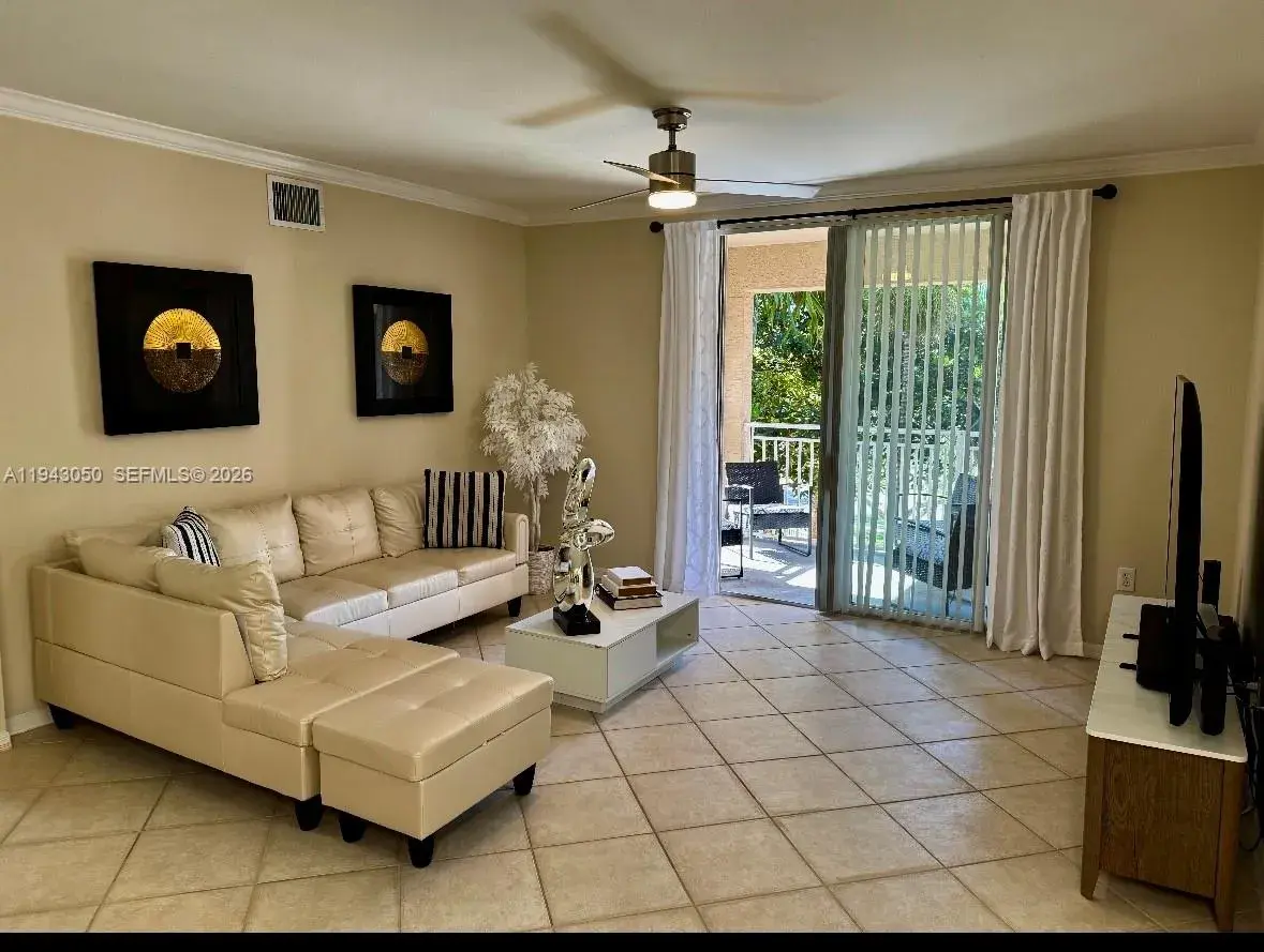 6434 Emerald Dunes Dr # 304, West Palm Beach FL 33411