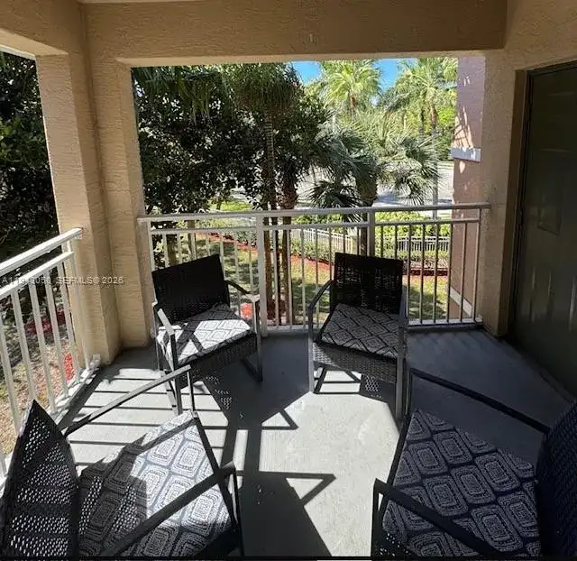 6434 Emerald Dunes Dr # 304, West Palm Beach FL 33411 photo 2