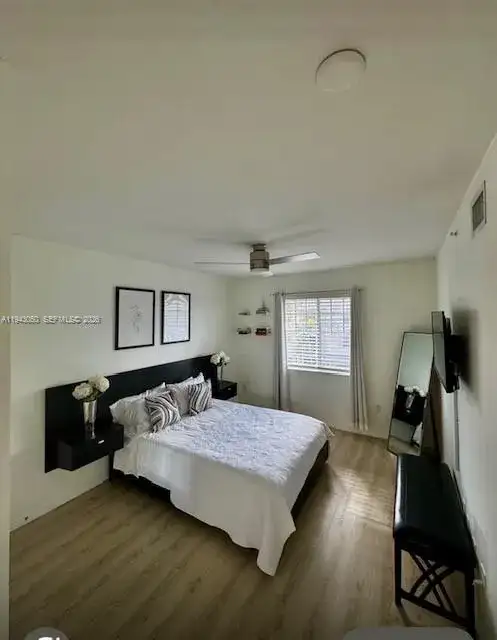 6434 Emerald Dunes Dr # 304, West Palm Beach FL 33411 photo 4