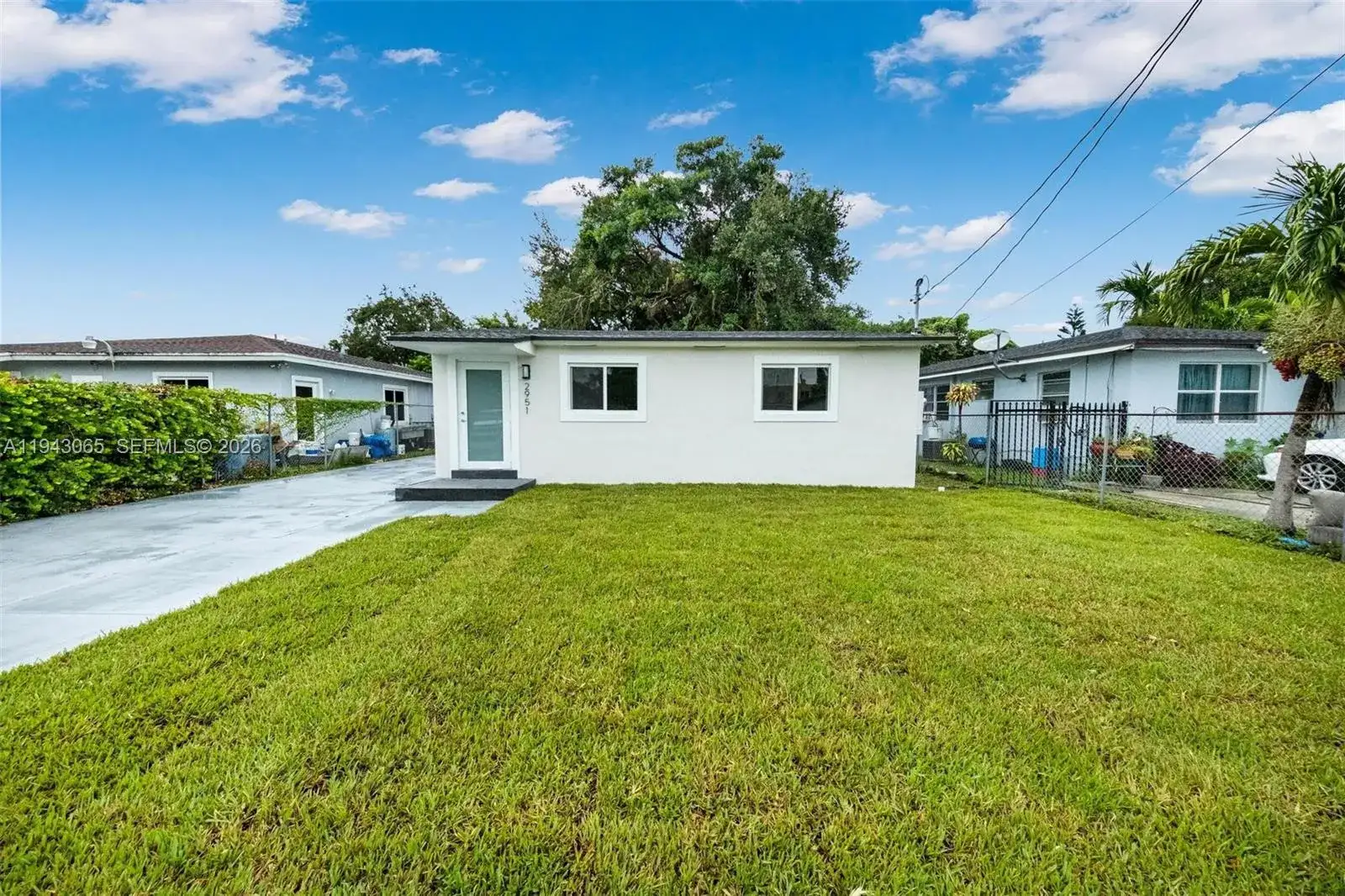 2951 NW 47th St, Miami FL 33142 photo 2