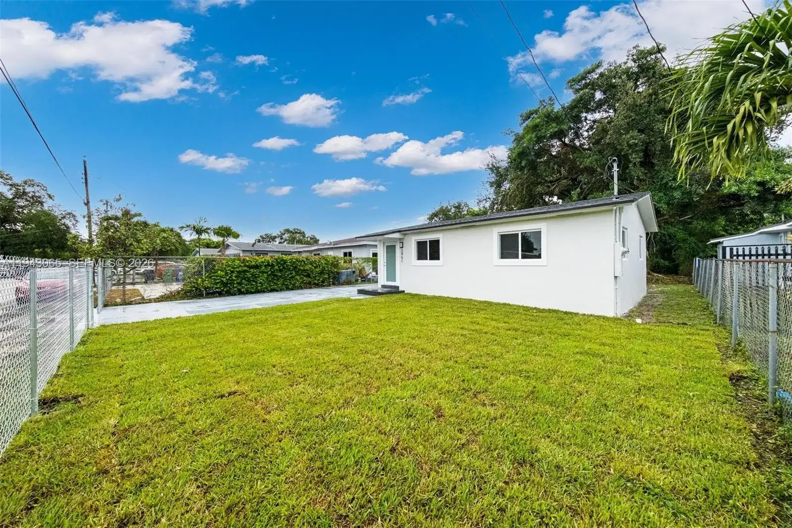 2951 NW 47th St, Miami FL 33142 photo 4