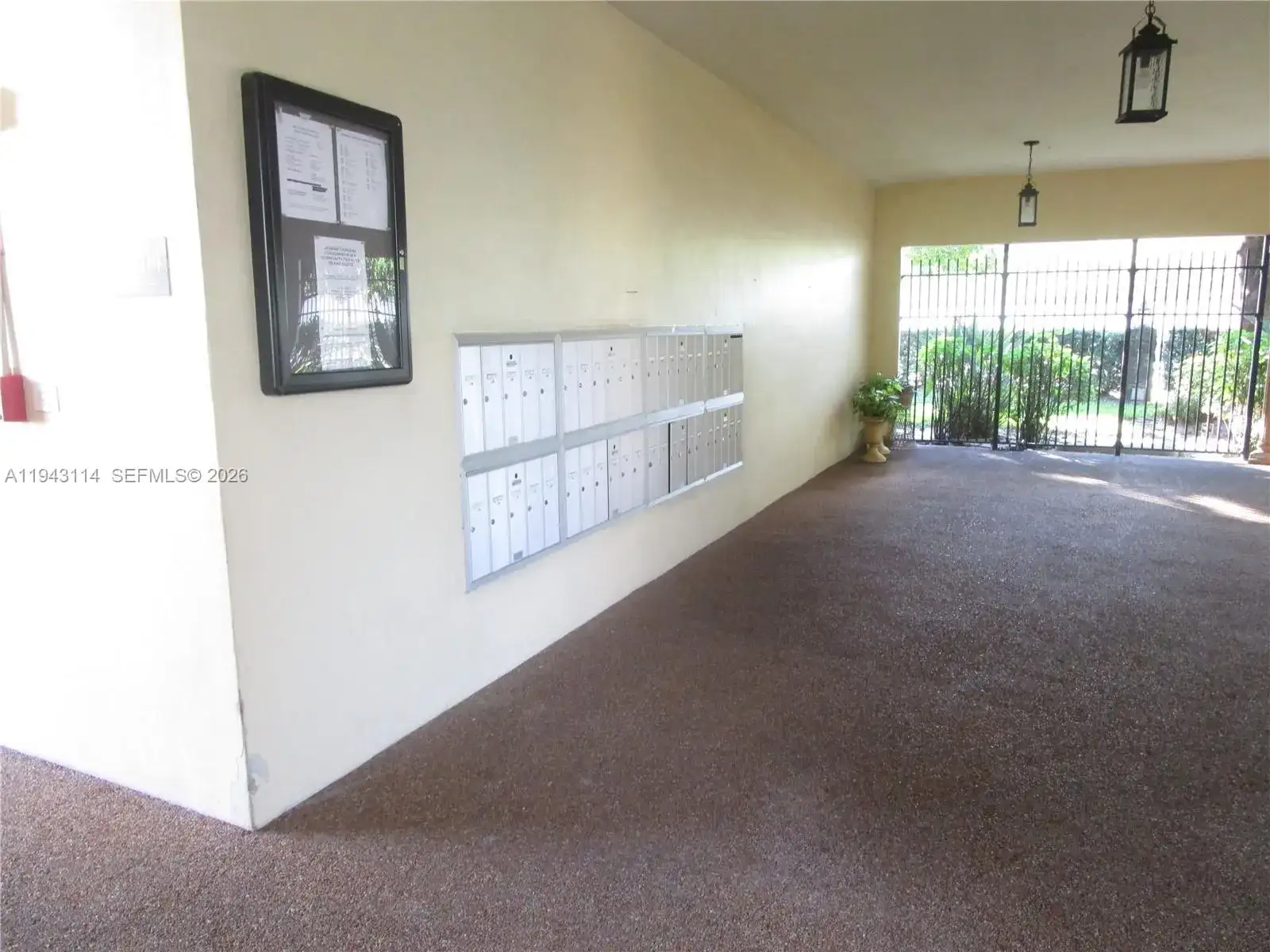 5111 W Oakland Park Blvd # 305, Lauderdale Lakes FL 33313 photo 2