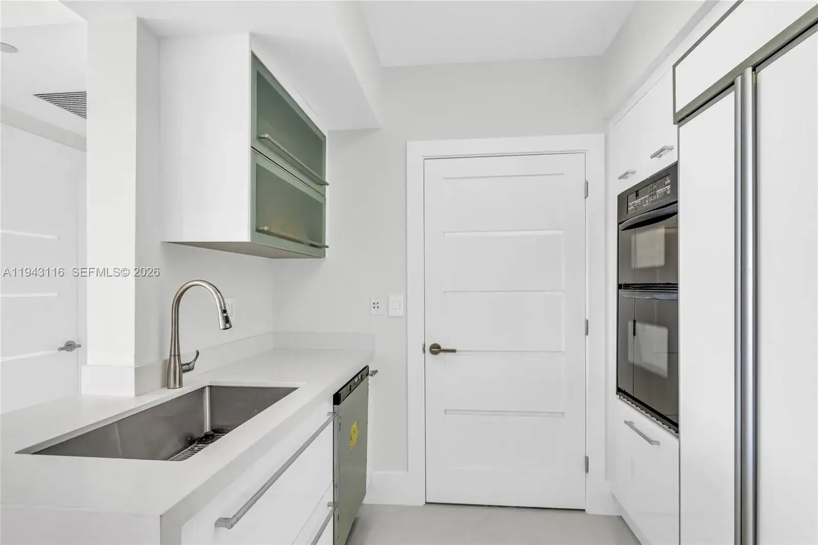 18911 Collins Ave # 1003, Sunny Isles Beach FL 33160 photo 2