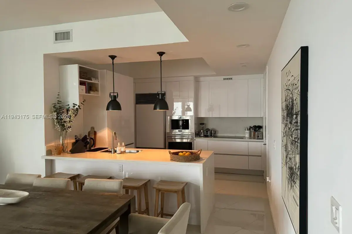 15811 Collins Ave # 803, Sunny Isles Beach FL 33160