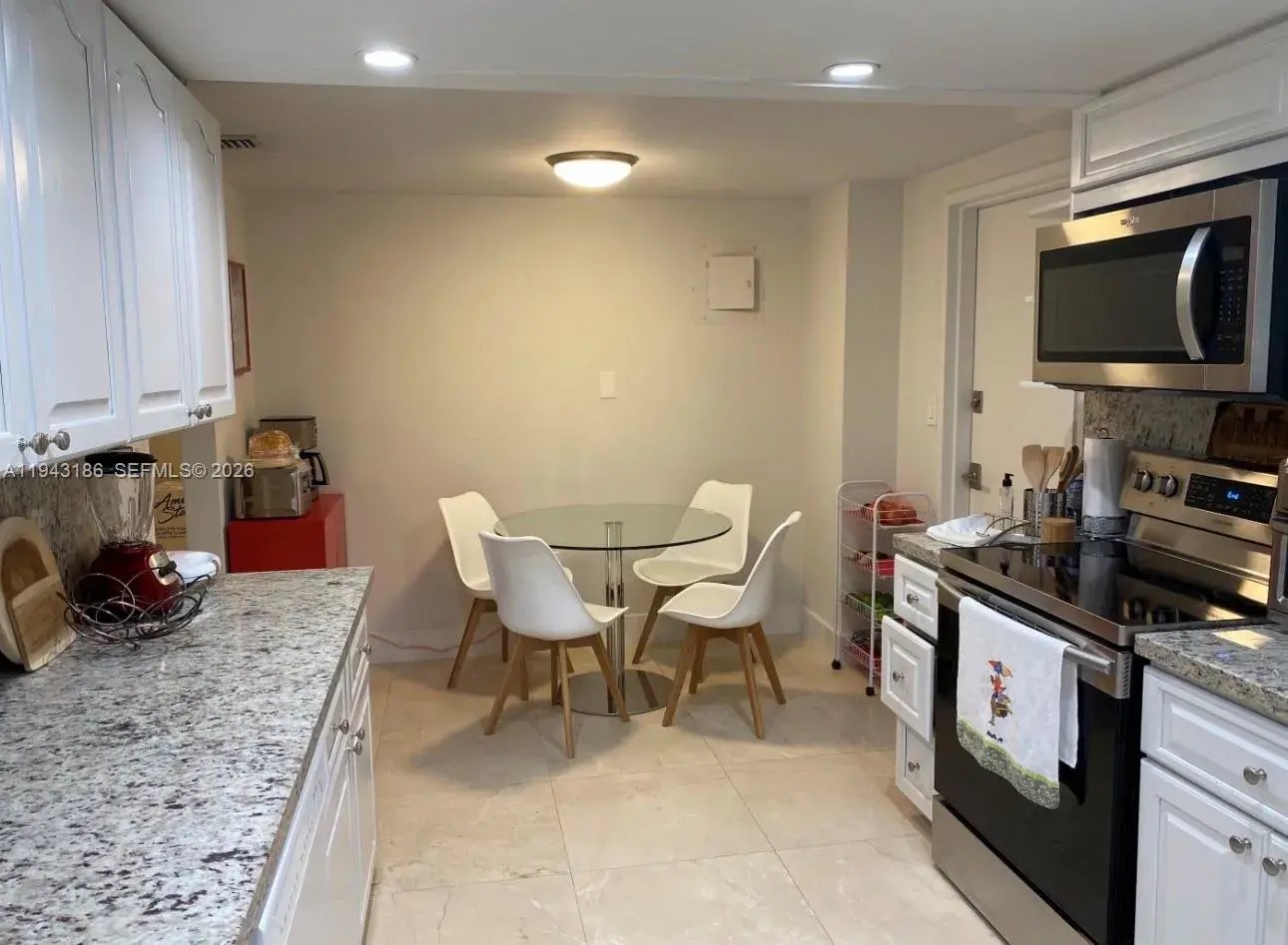 155 Ocean Lane Dr # 611, Key Biscayne FL 33149
