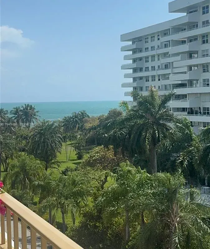 155 Ocean Lane Dr # 611, Key Biscayne FL 33149