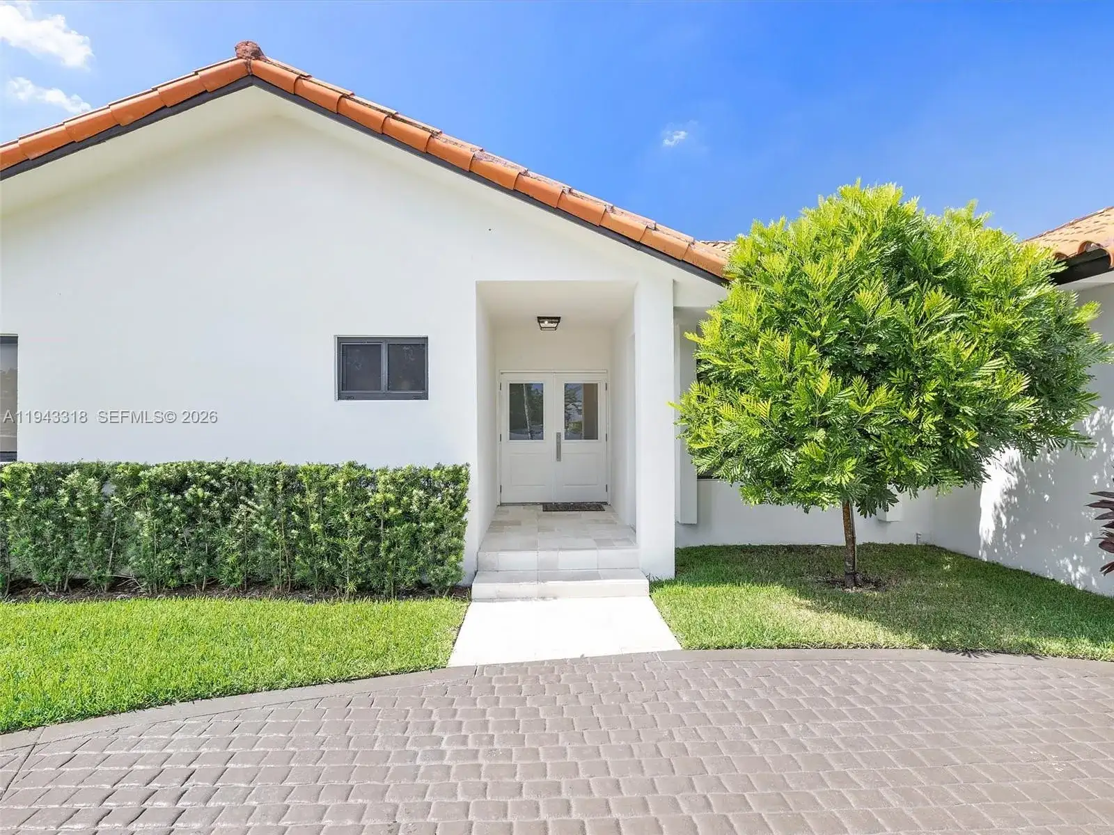 3776 SW 107th Ct, Miami FL 33165 photo 3