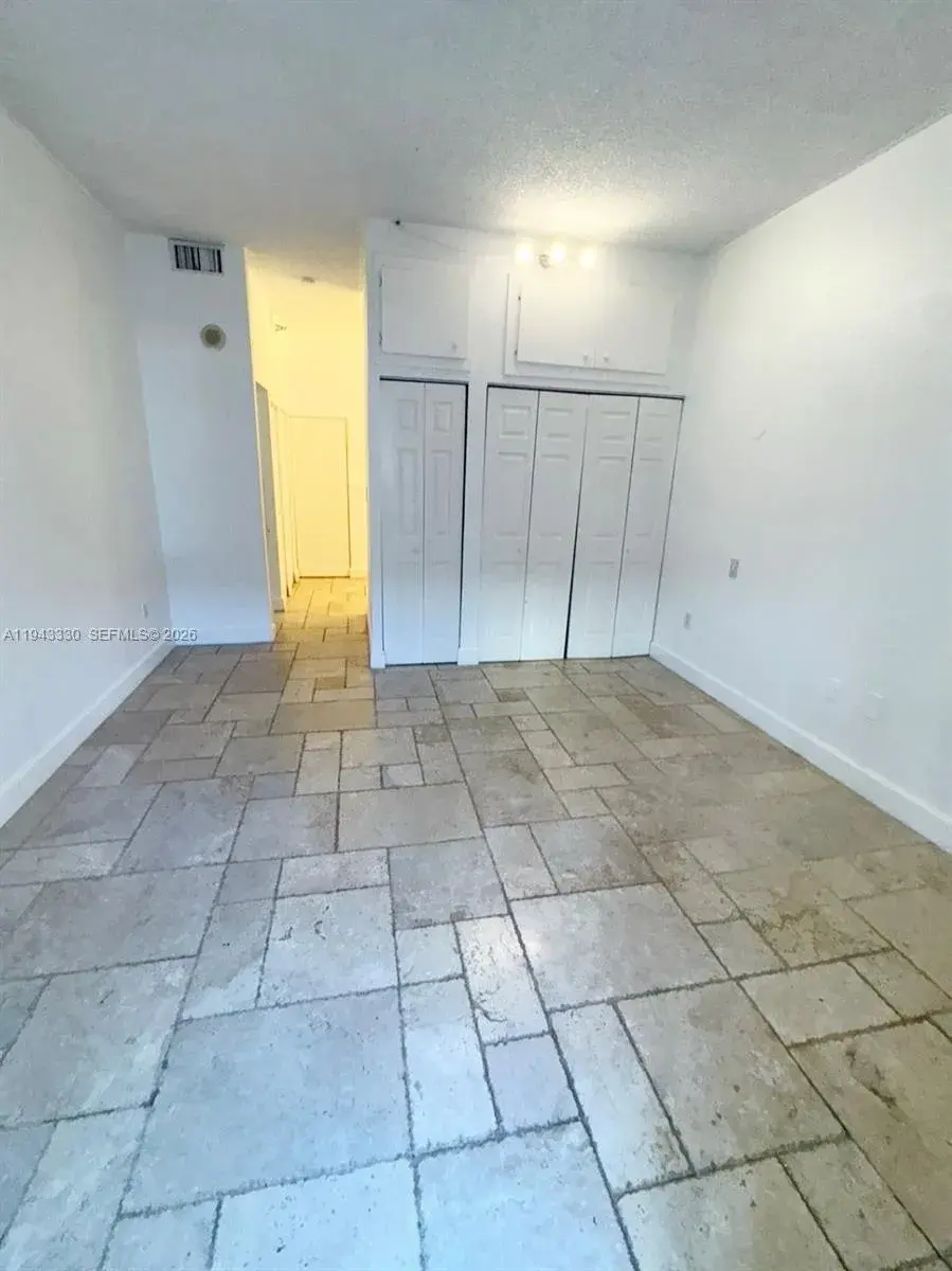 20505 E Country Club Dr # 135, Aventura FL 33180