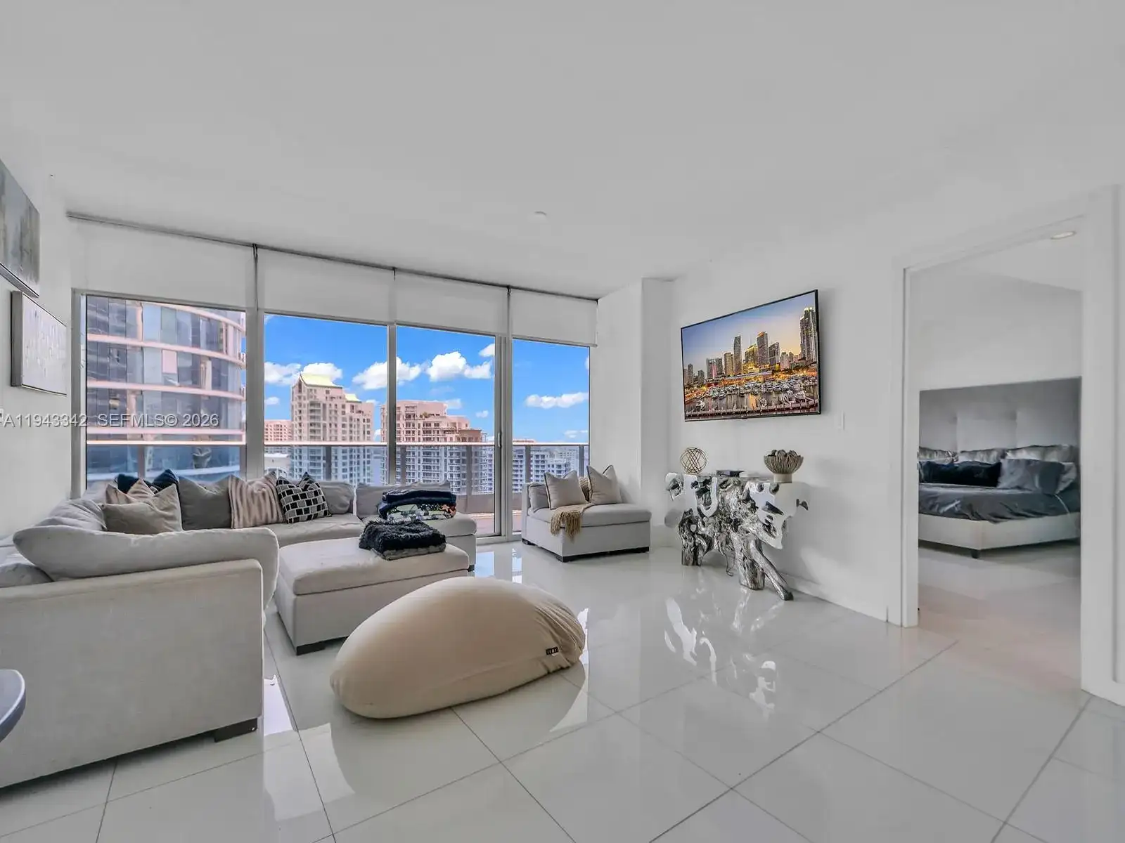 200 Biscayne Boulevard Way # 3603, Miami FL 33131 photo 2