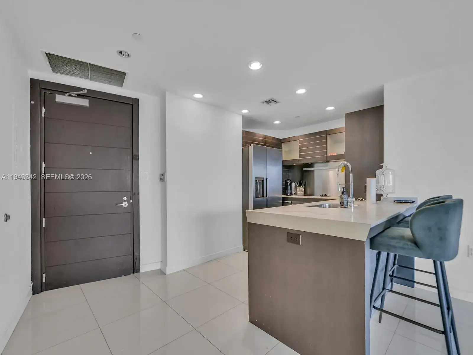 200 Biscayne Boulevard Way # 3603, Miami FL 33131 photo 3