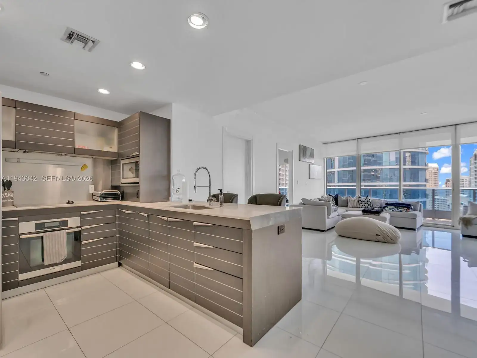 200 Biscayne Boulevard Way # 3603, Miami FL 33131 photo 5