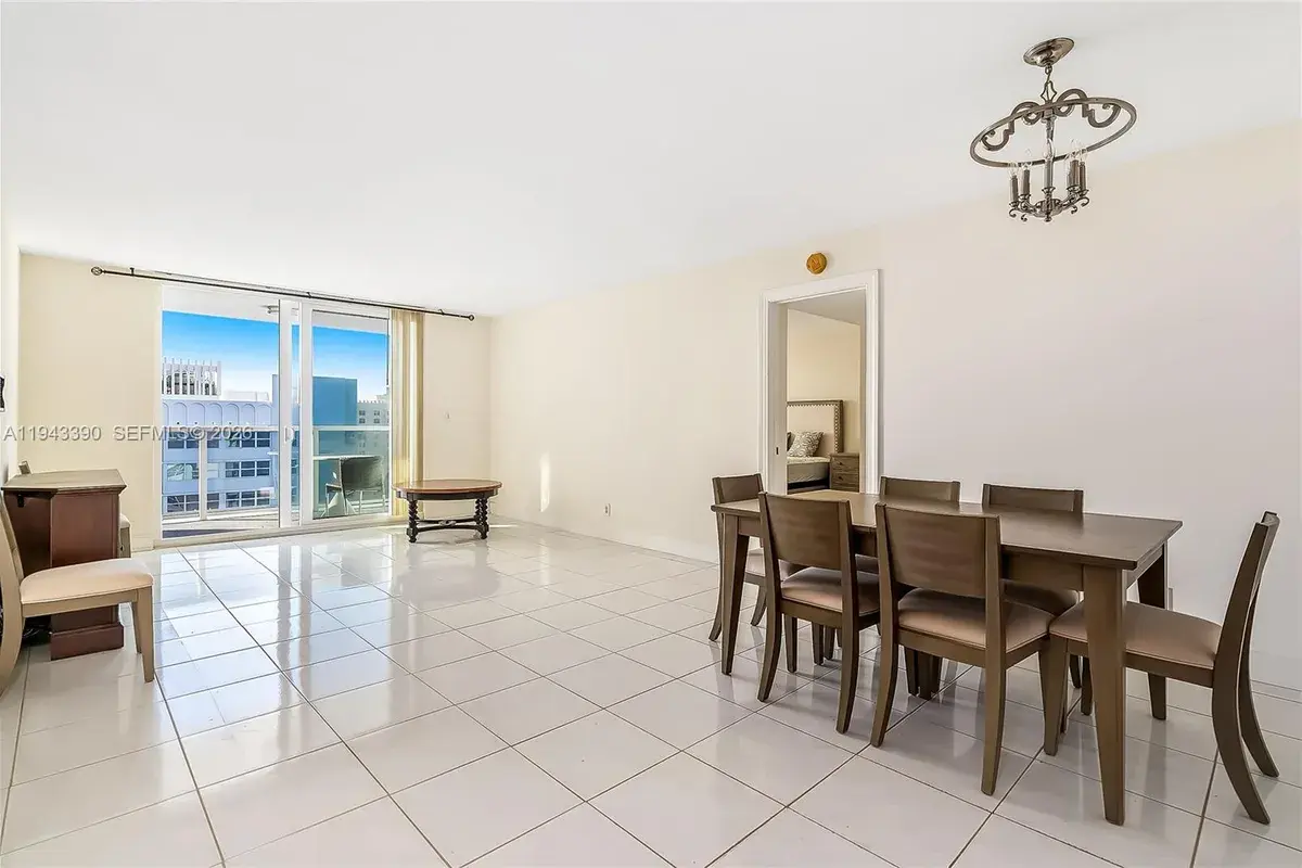 1890 S Ocean Dr, Hallandale Beach FL 33009
