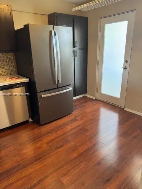 1075 NE Miami Gardens Dr # 706, Miami FL 33179 photo 3
