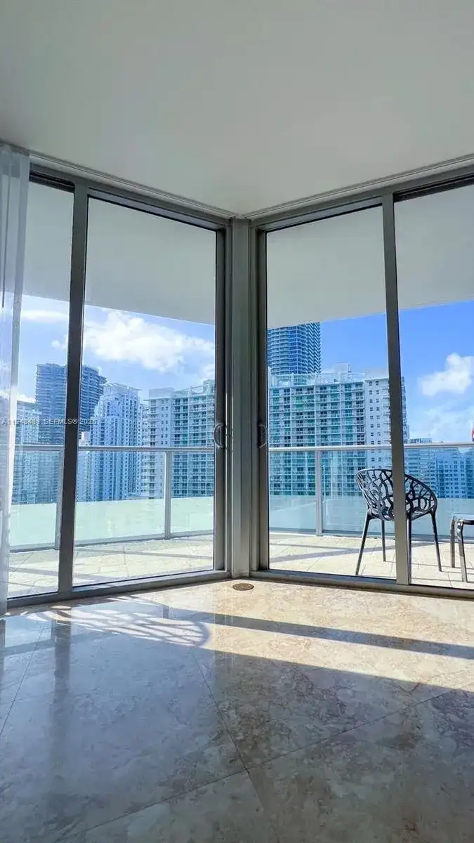 1300 Brickell Bay Dr # 3007, Miami FL 33131 photo 5