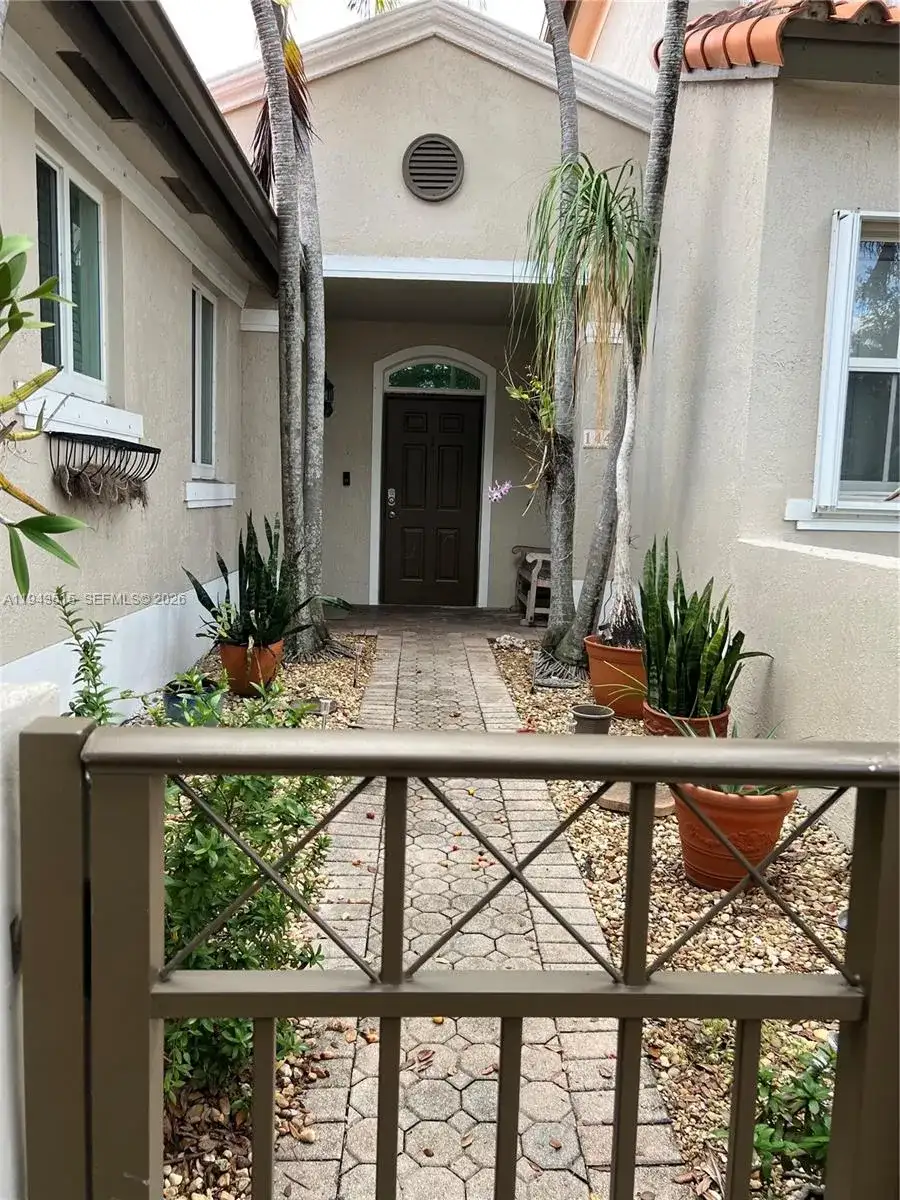 14412 NW 83rd Pl # 14412, Miami Lakes FL 33016 photo 2