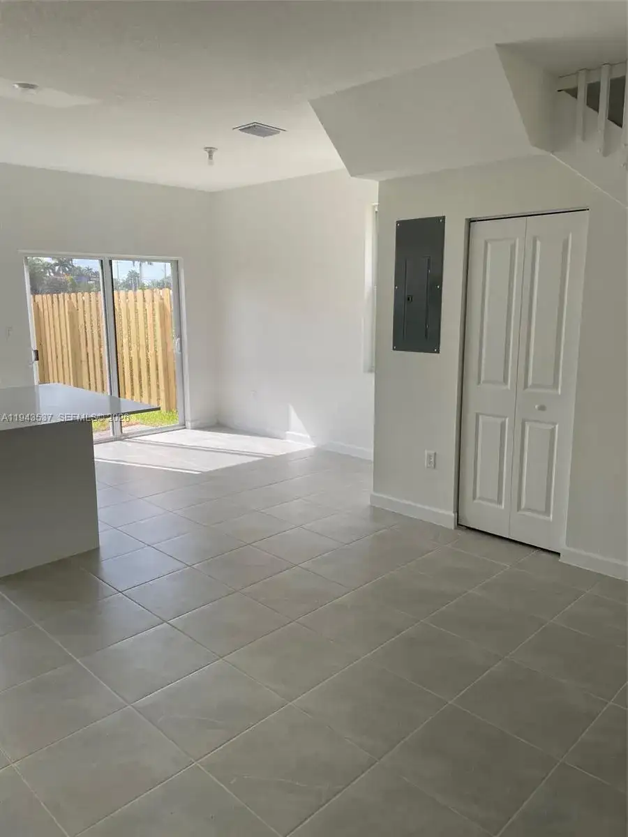 12075 NW 24th Ct, Miami FL 33167 photo 5