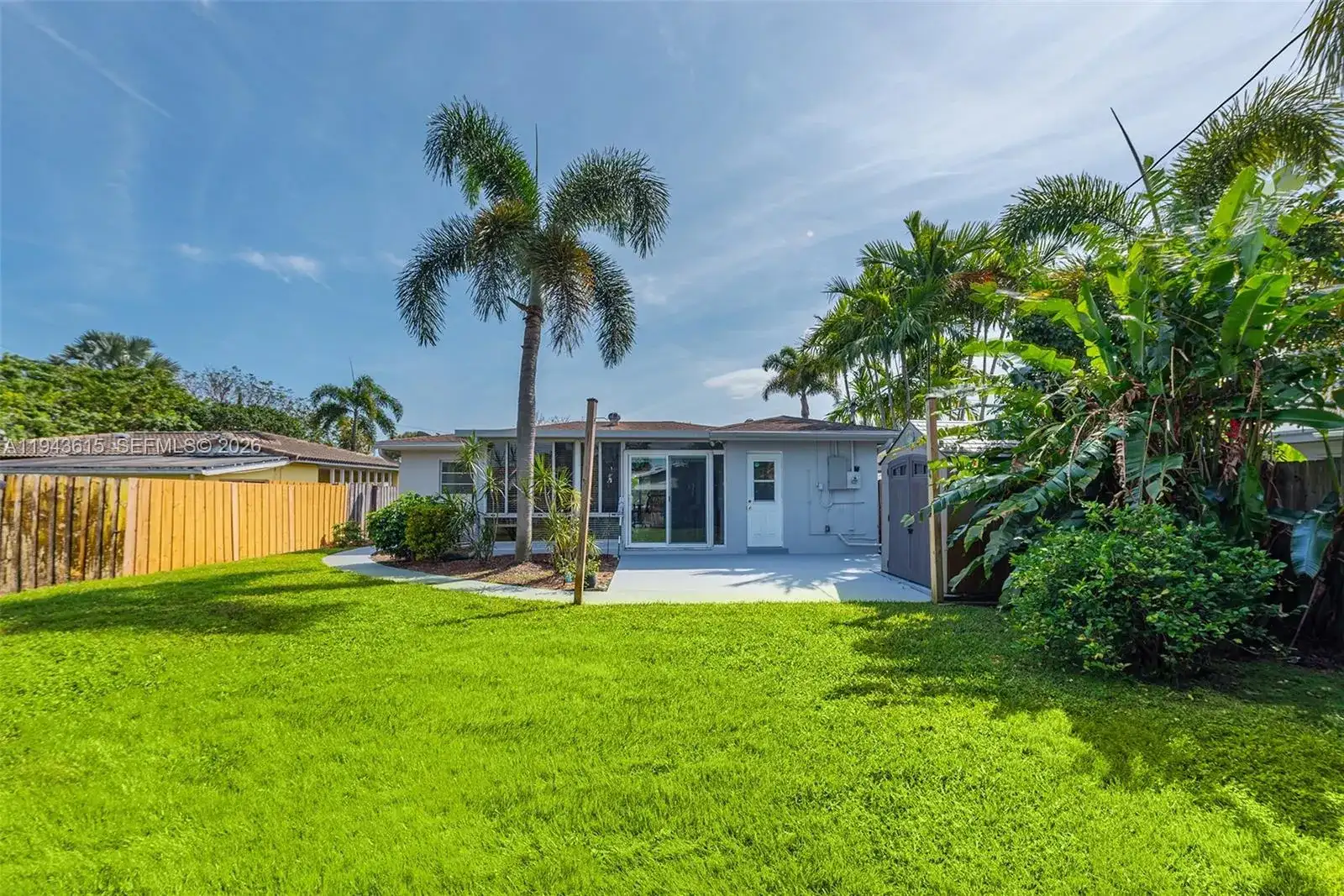 81 NE 47th St, Oakland Park FL 33334 photo 4