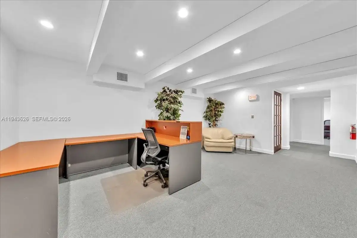 500 NE 25th St # 10, Pompano Beach FL 33064 photo 4