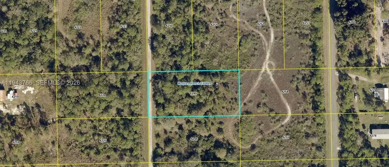 525 S Arboleda ST, Clewiston FL 33440 photo 2