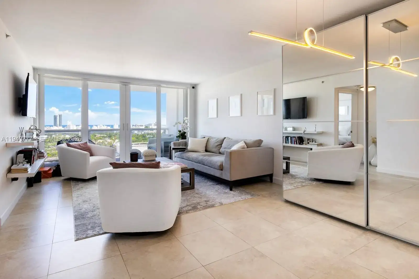 1800 Sunset Harbour Dr # 1909, Miami Beach FL 33139 photo 3