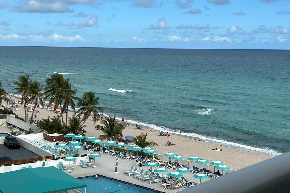 3180 S Ocean Dr # 706, Hallandale Beach FL 33009