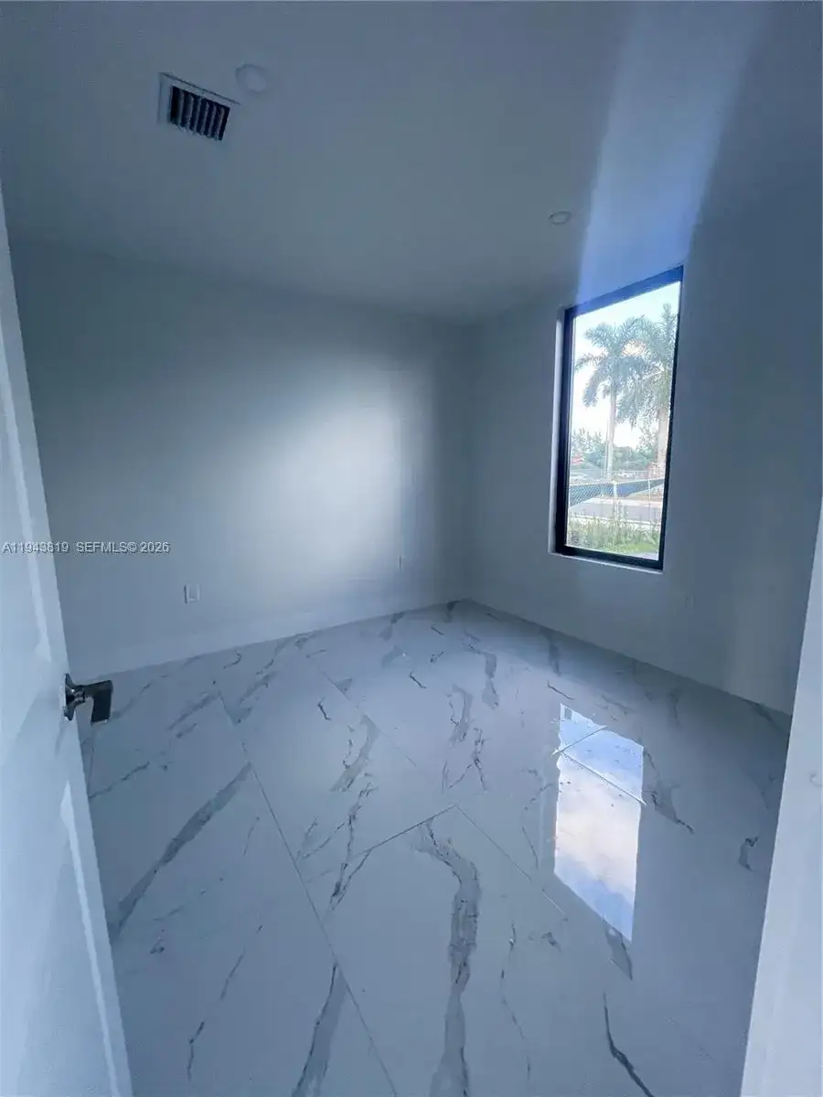 1230 NW 5th CT, Florida City FL 33034 photo 4