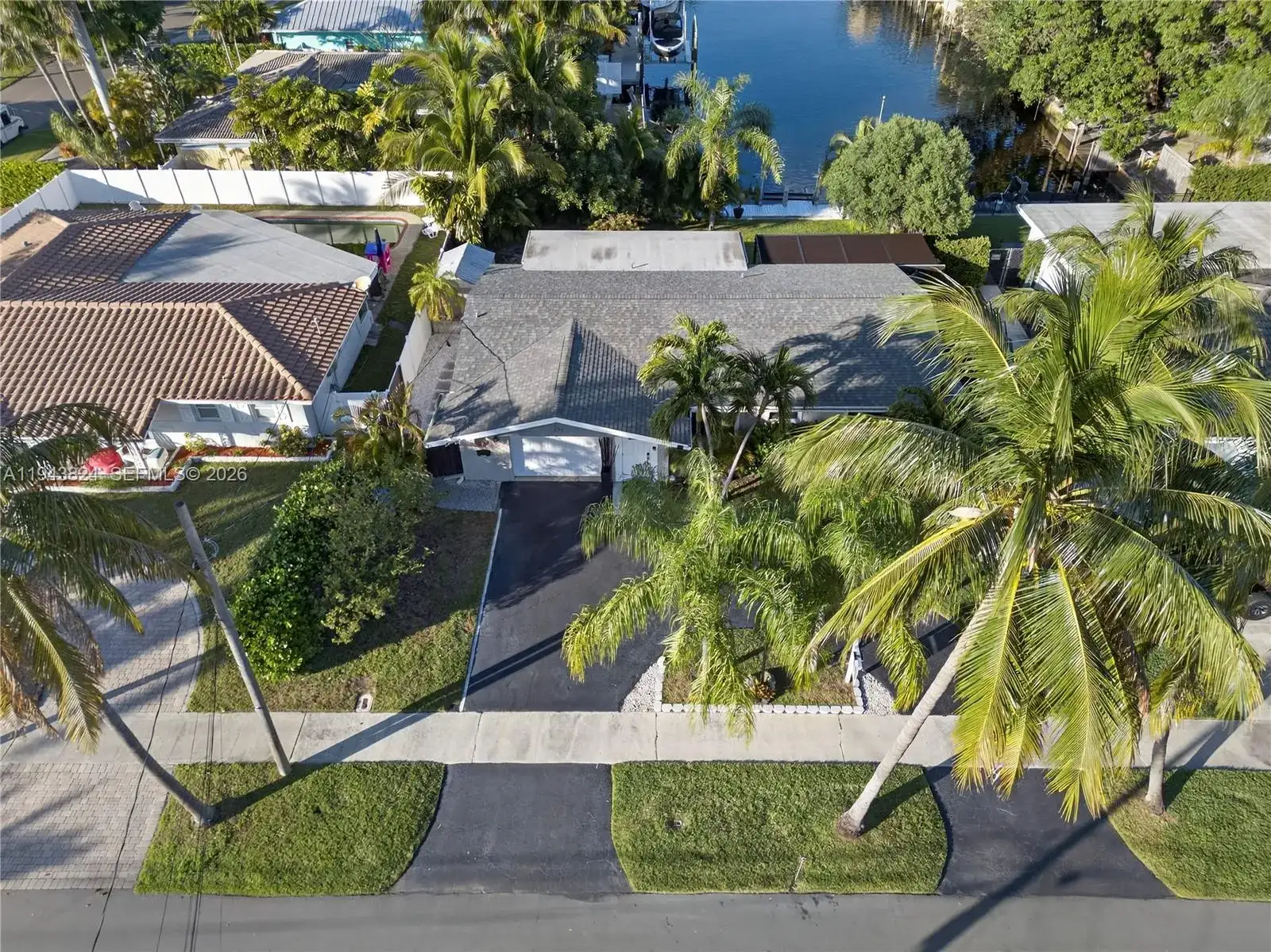 371 SE 3rd St, Pompano Beach FL 33060 photo 3
