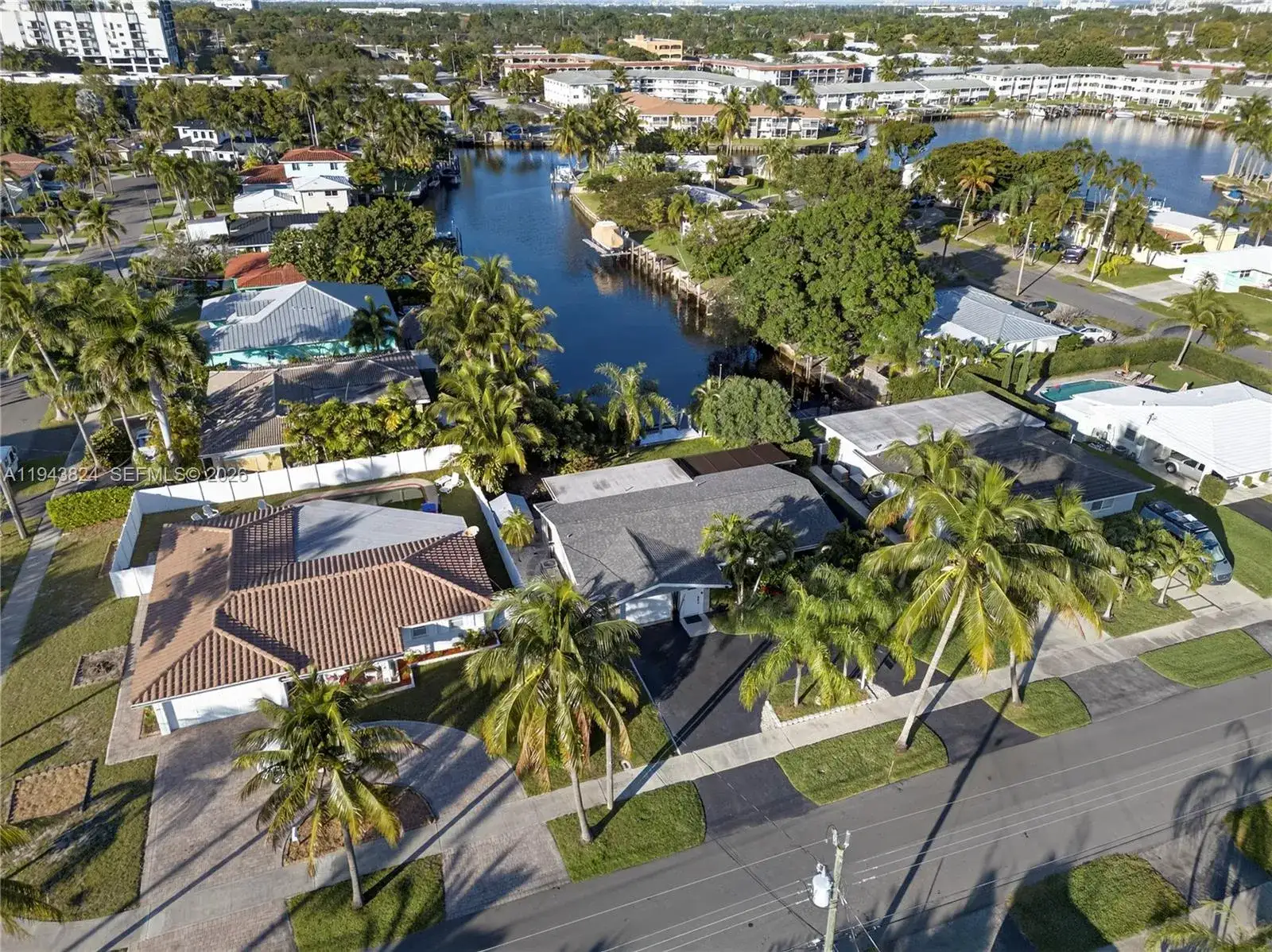 371 SE 3rd St, Pompano Beach FL 33060 photo 5