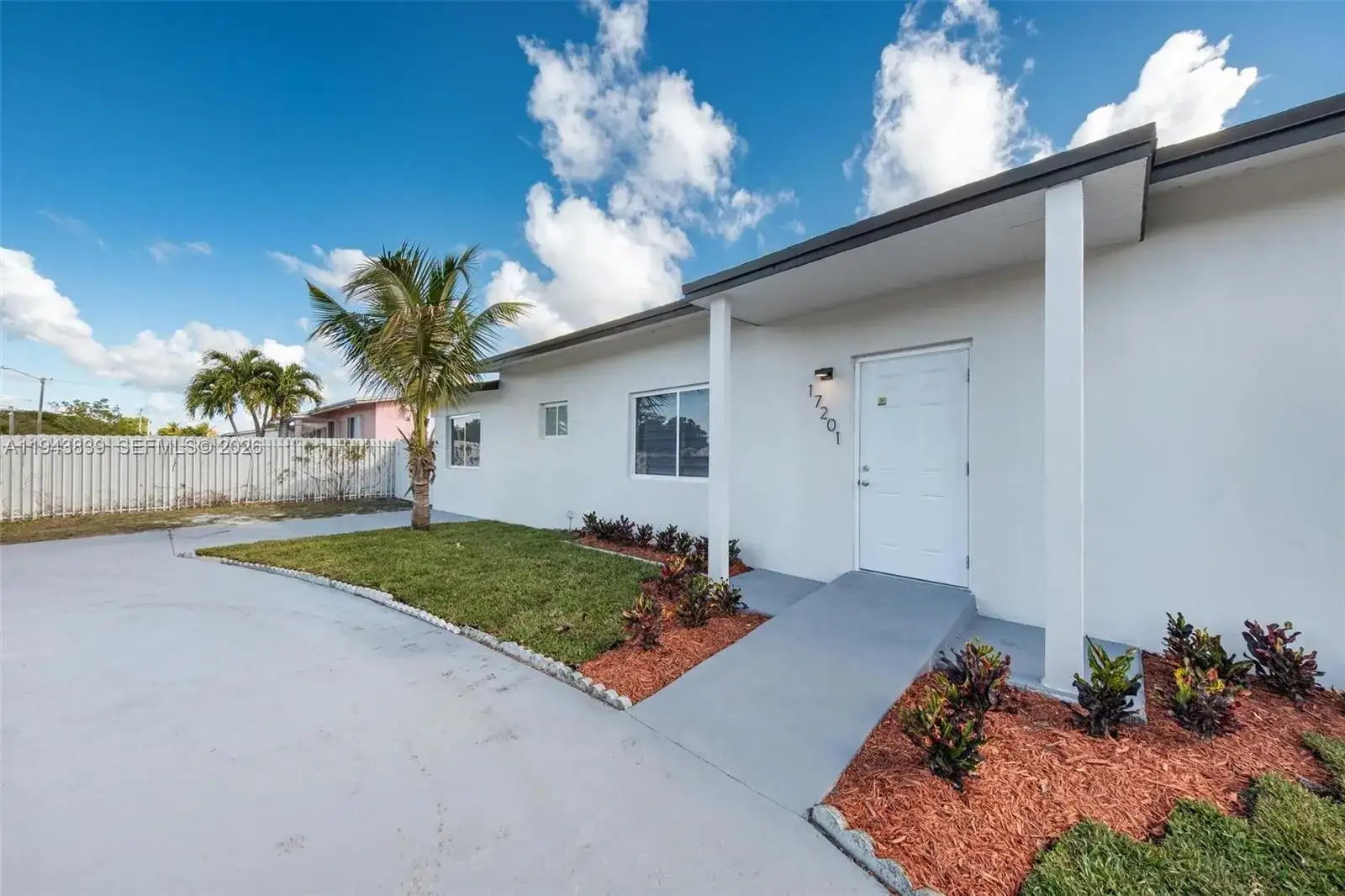 17201 NW 42nd Ave, Miami Gardens FL 33055 photo 3
