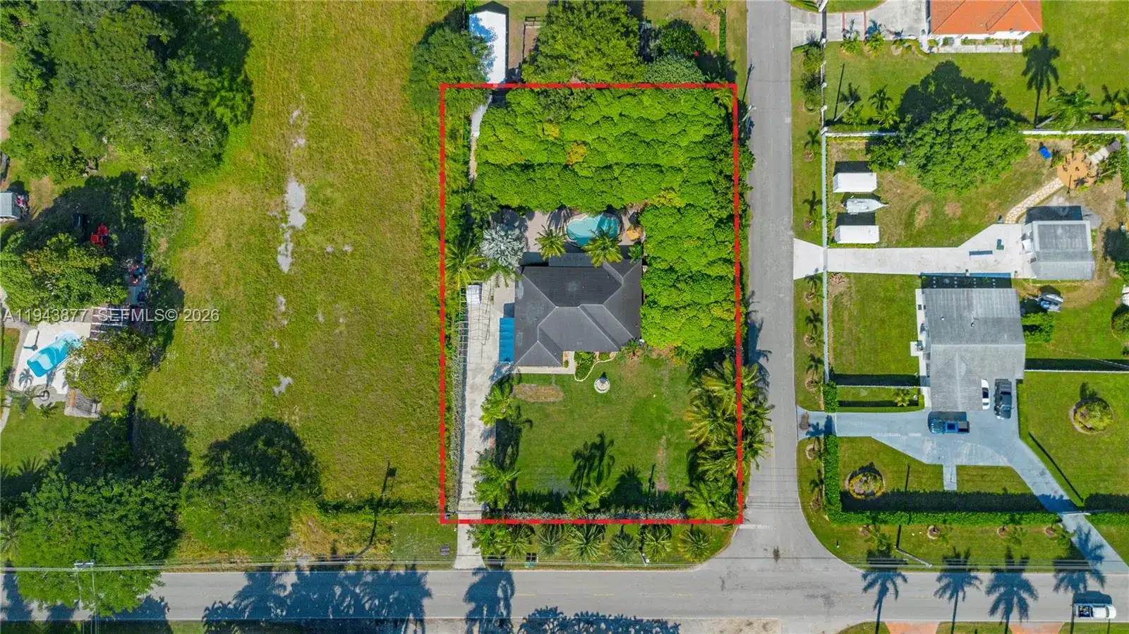 18405 SW 216th St, Miami FL 33170 photo 2