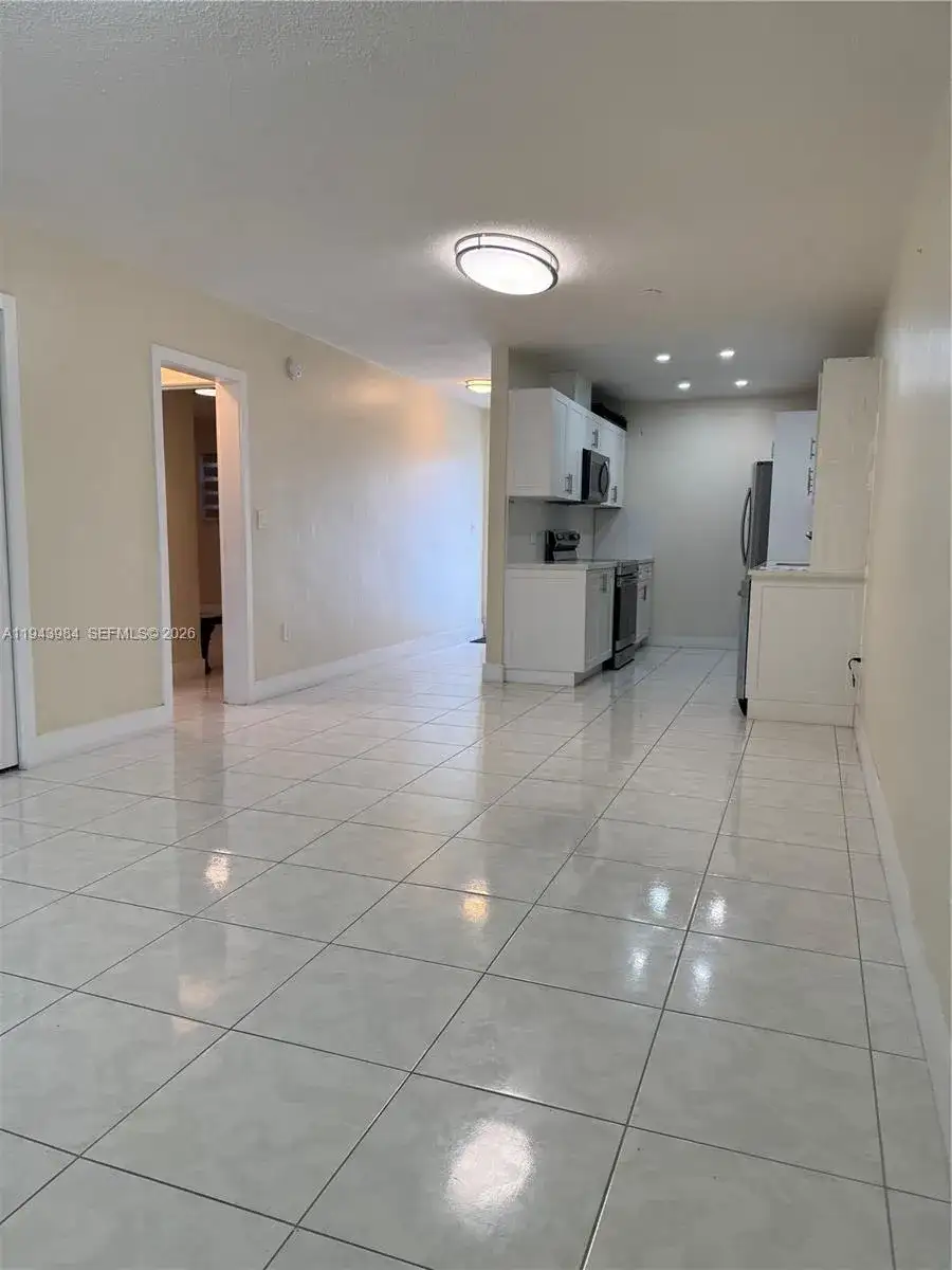 300 NE 191st St # 219, Miami FL 33179 photo 4