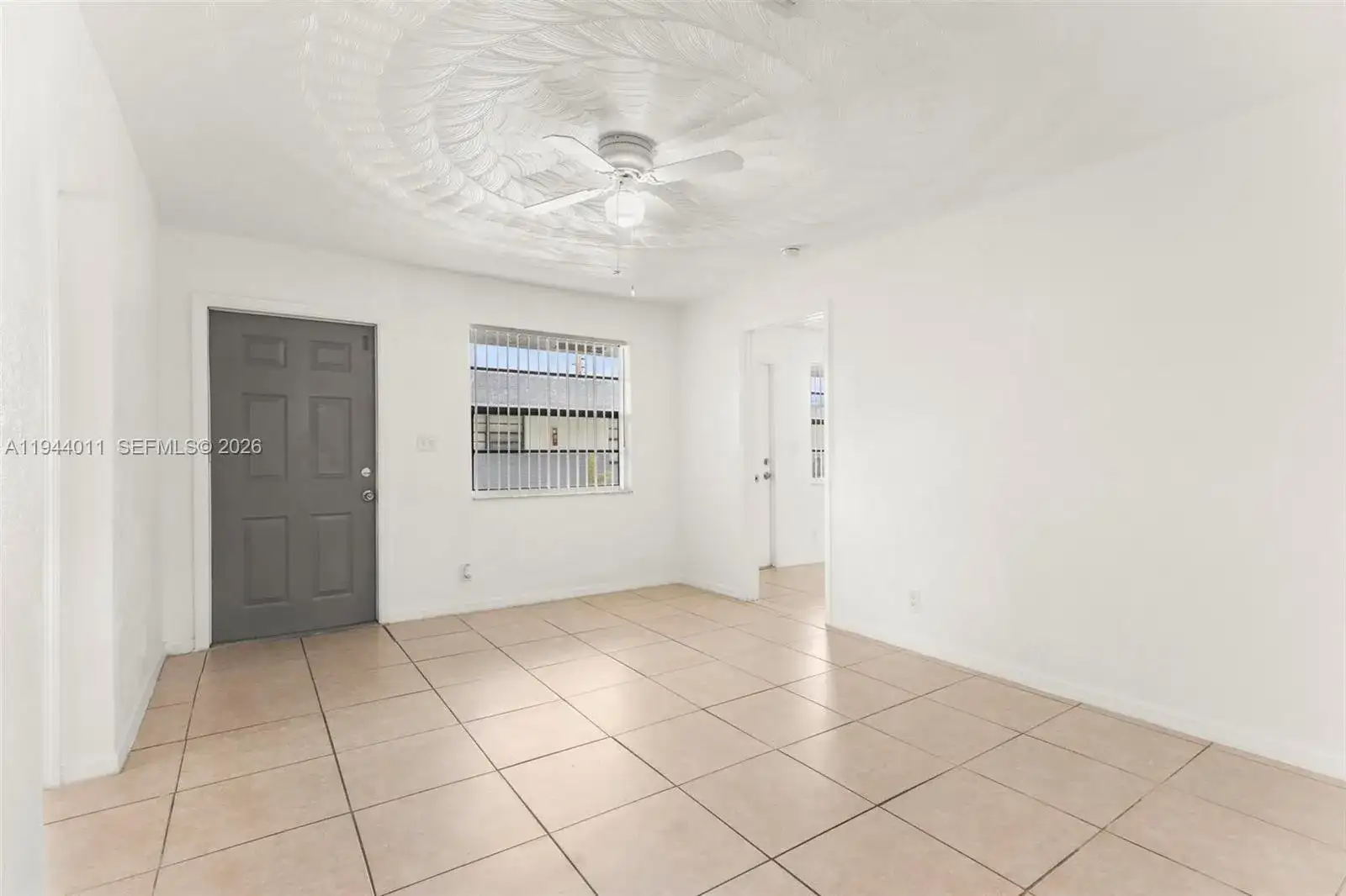 4120 SW 19th St, West Park FL 33023 photo 5