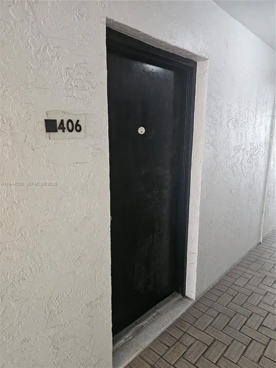 2150 SW 16th Ave # 406, Miami FL 33145 photo 4