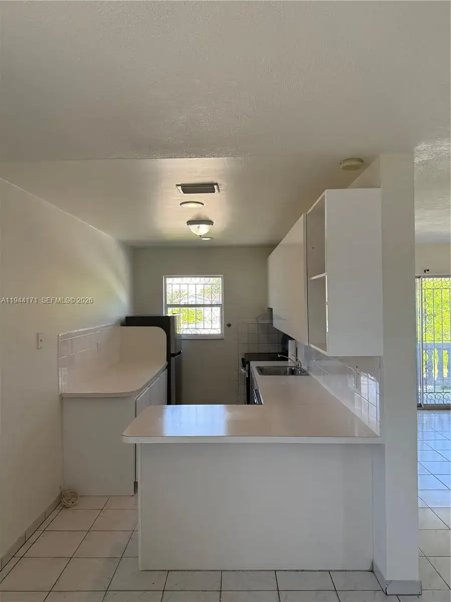 22 SW 55th Ave Rd # U, Miami FL 33134 photo 3