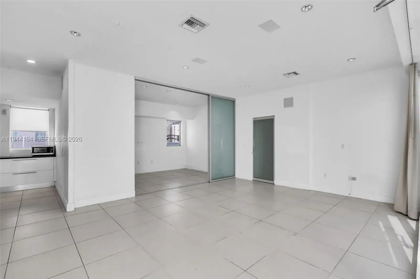 229 8th St # C, Miami Beach FL 33139 photo 5