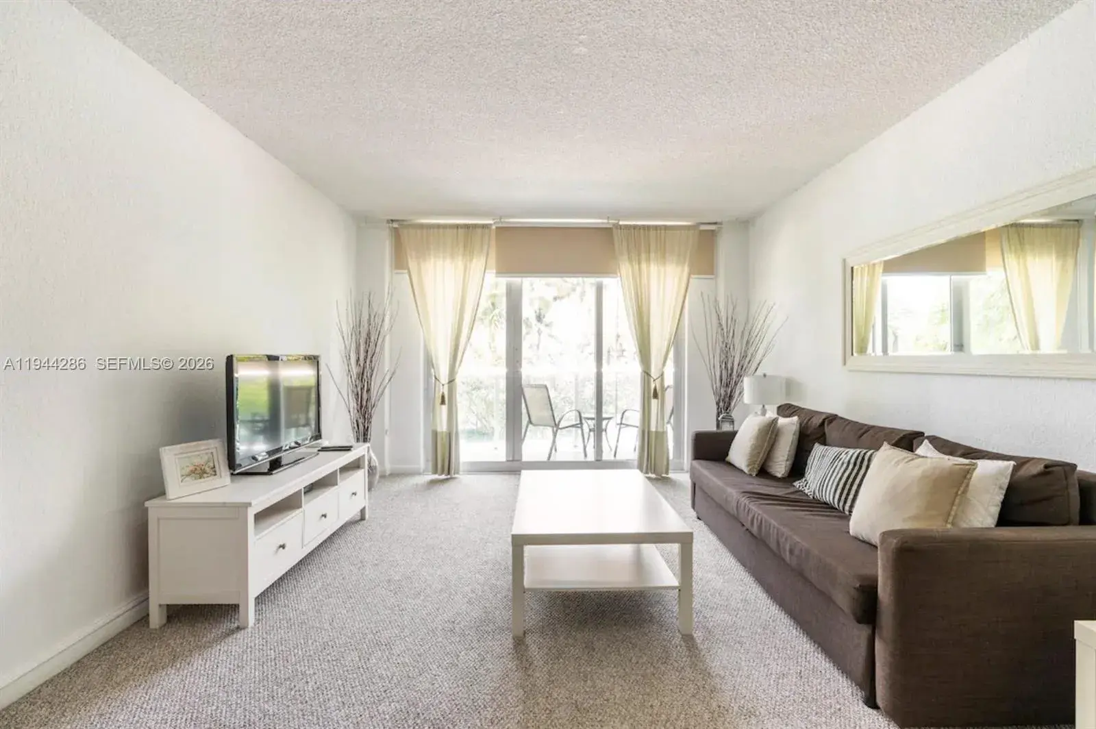 19370 Collins Ave # 207, Sunny Isles Beach FL 33160