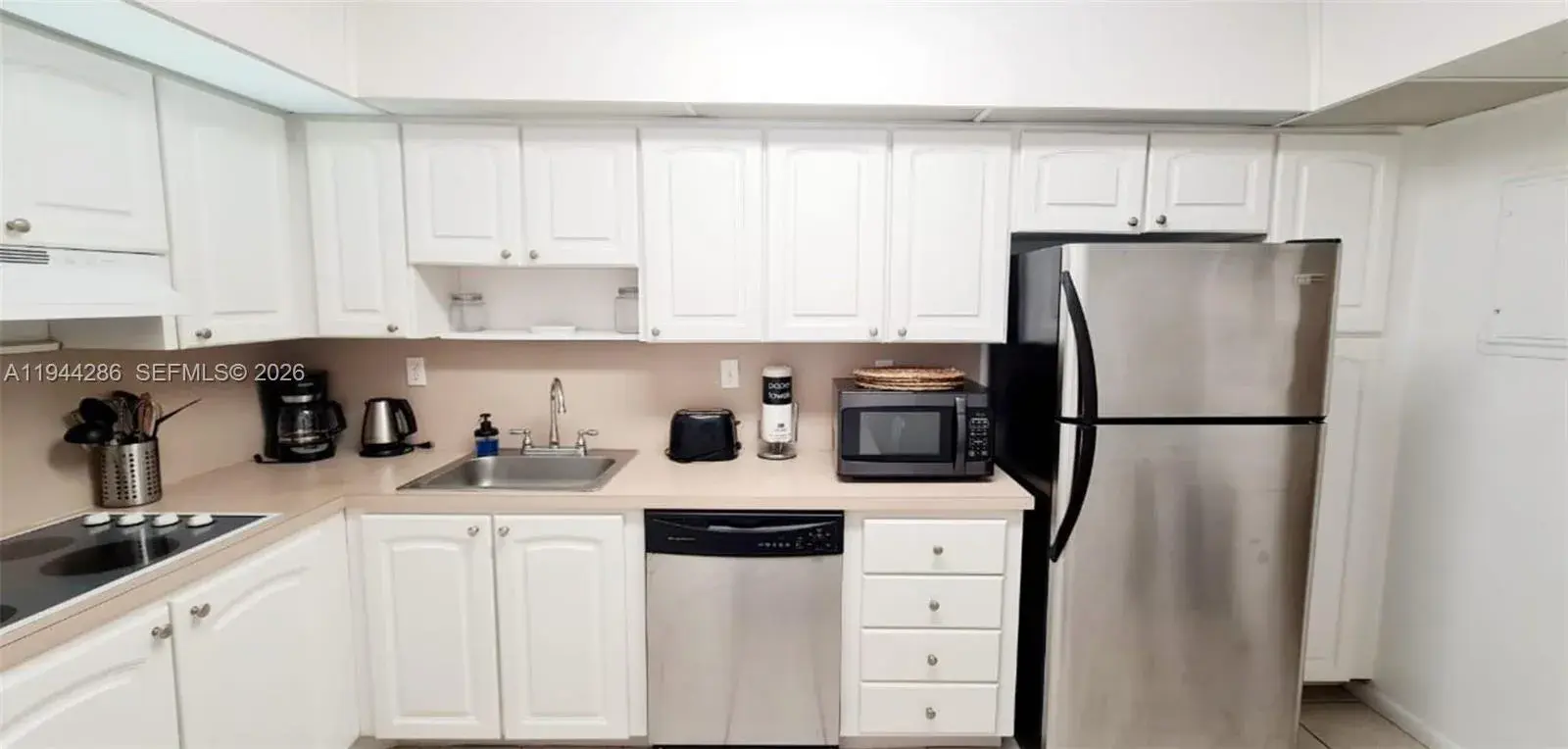 19370 Collins Ave # 207, Sunny Isles Beach FL 33160
