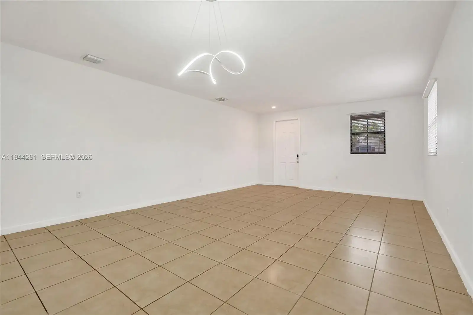 3504 W 94th St, Hialeah FL 33018 photo 4