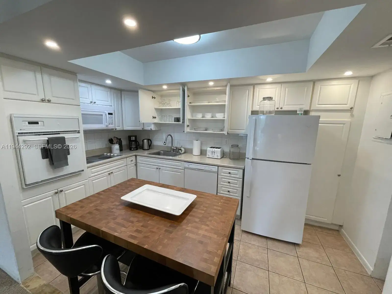 19370 Collins Ave # 222, Sunny Isles Beach FL 33160 photo 4