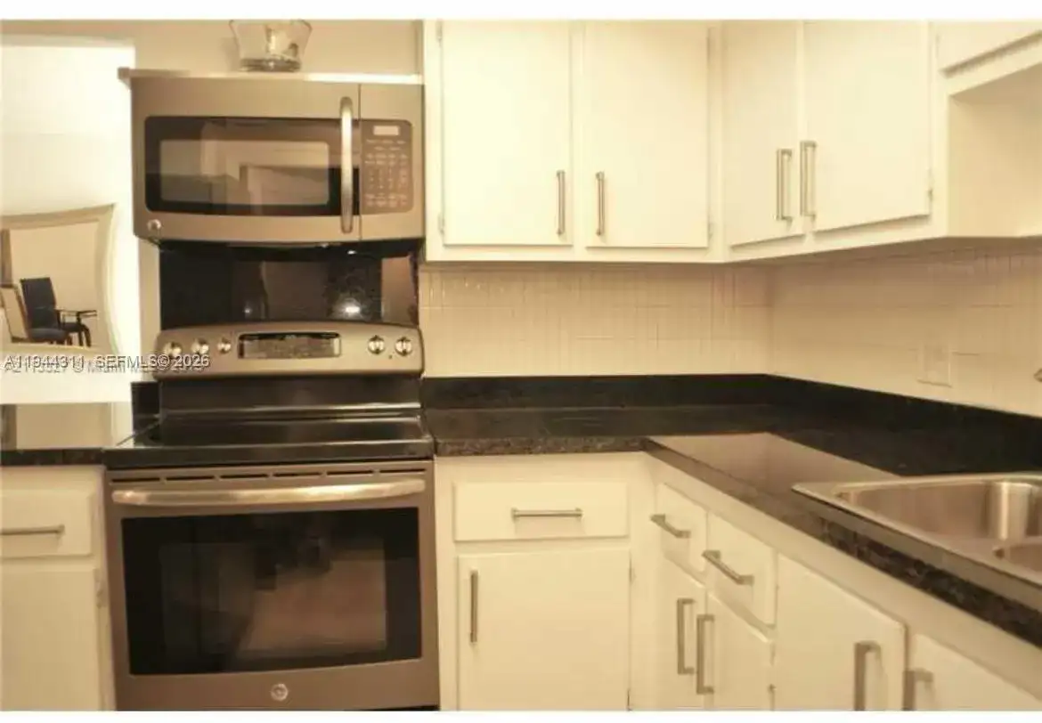 2451 SW 82nd Ave # 106, Davie FL 33324 photo 4
