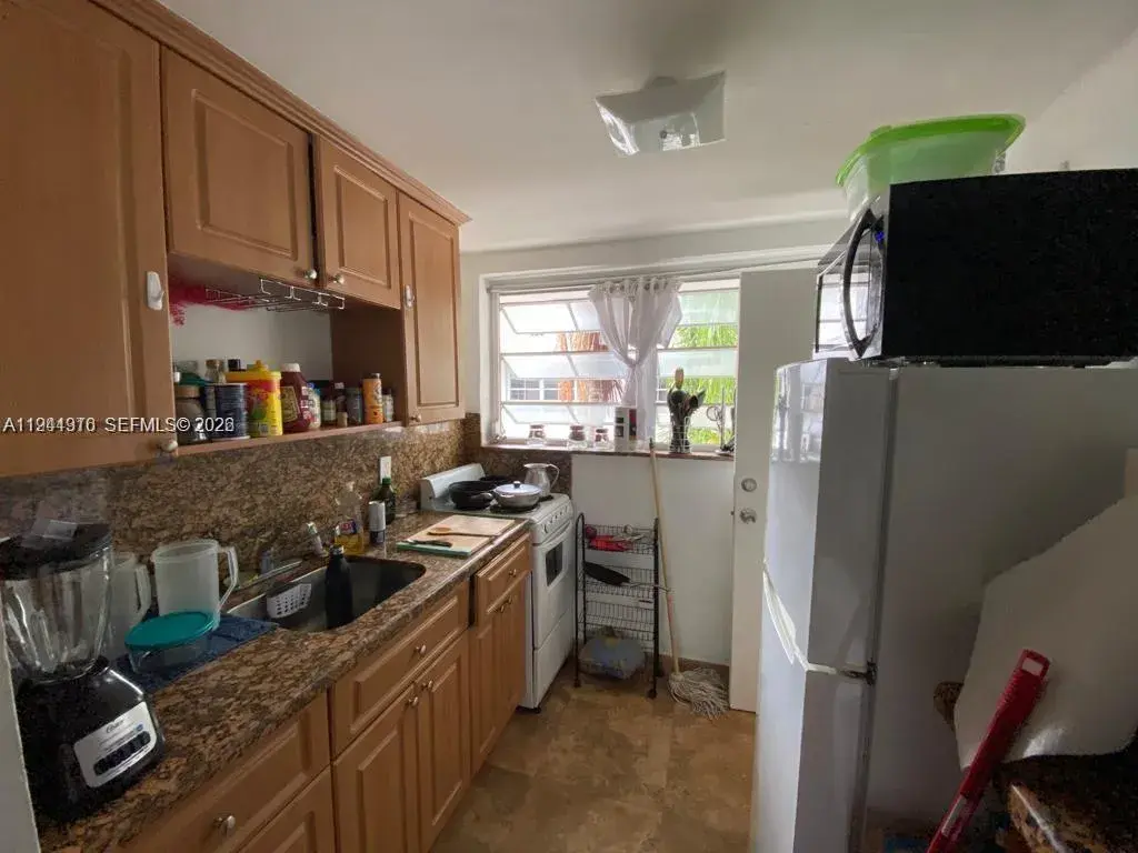 1601 Lenox Ave # 8, Miami Beach FL 33139