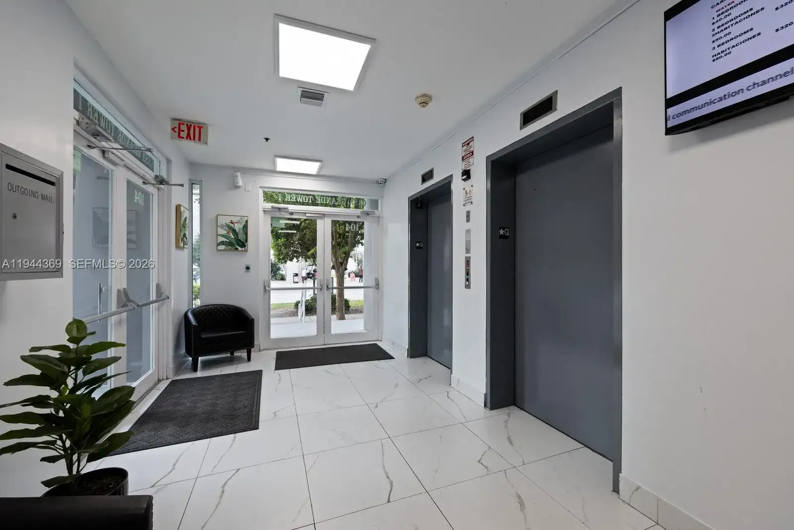 104 SW 9th St # 1207, Miami FL 33130 photo 2