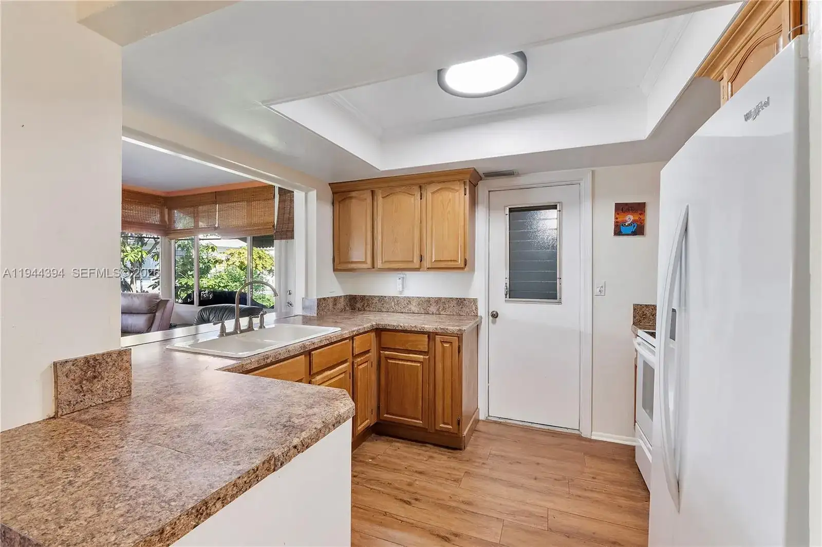 5011 NW 51st St, Tamarac FL 33319 photo 2