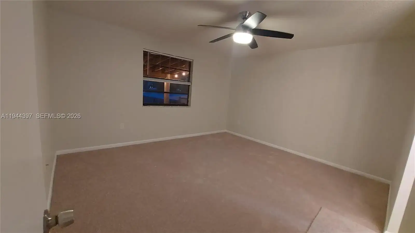 6931 NW 169th Ter, Hialeah FL 33015 photo 5