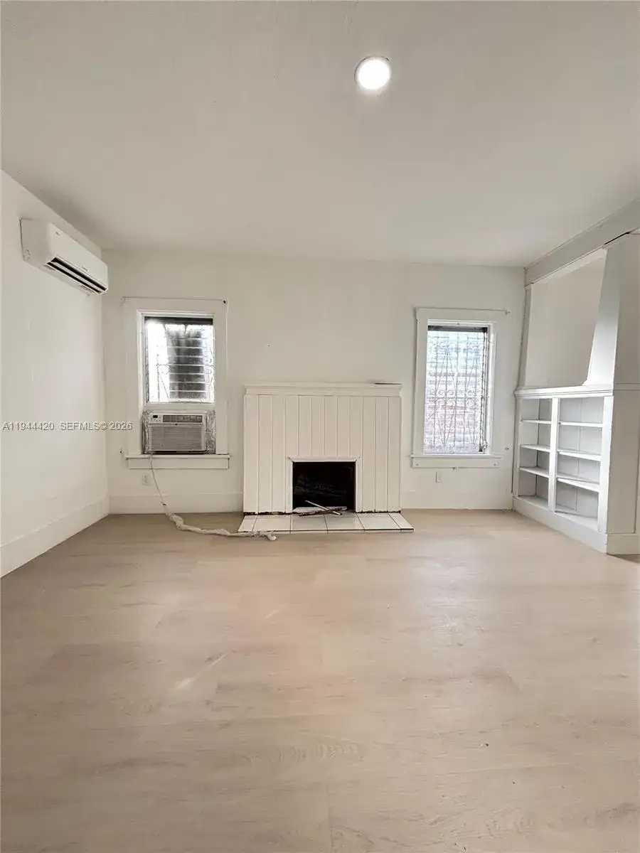 2035 NW 26th St # 0, Miami FL 33142 photo 3