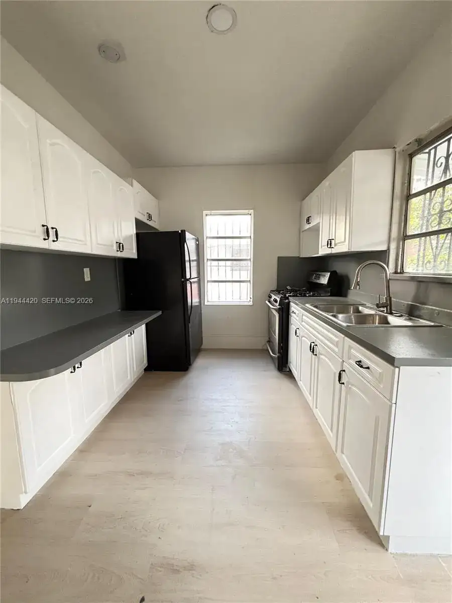 2035 NW 26th St # 0, Miami FL 33142 photo 5