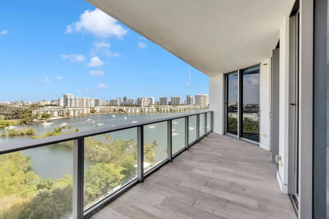 17301 Biscayne Blvd # 1106, North Miami Beach FL 33160